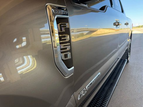 Used 2022 Ford F350 Lariat w/ Lariat Ultimate Package image 11