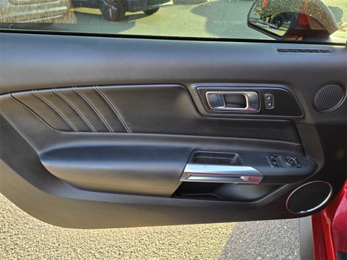 Used 2022 Ford Mustang GT Premium image 12