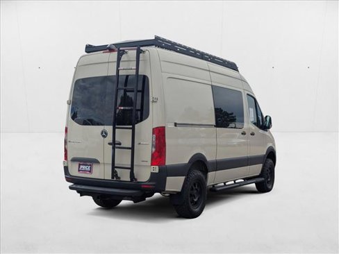 Used 2021 Mercedes-Benz Sprinter 2500 image 5