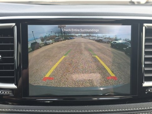 New 2025 Chrysler Pacifica Select w/ Uconnect Theater Family Group image 24