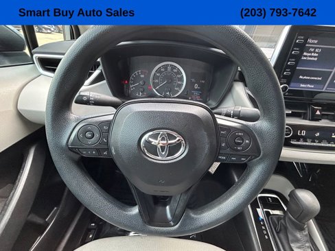 Used 2021 Toyota Corolla LE image 22