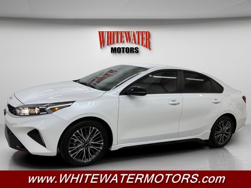 Used 2023 Kia Forte GT-Line image 1