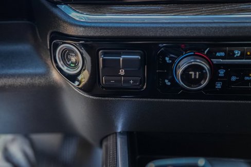 Used 2024 Chevrolet Silverado 1500 LT image 26