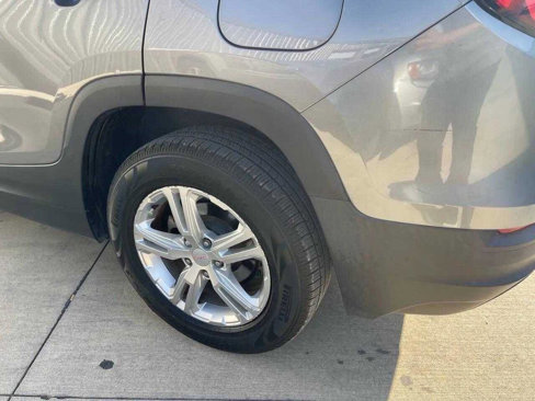 Used 2018 GMC Terrain SLE image 34