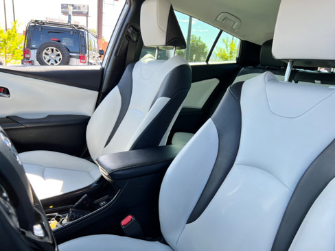 Used 2019 Toyota Prius AWD image 13