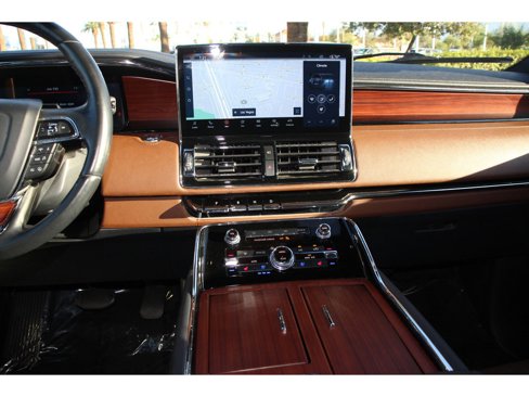 Certified 2023 Lincoln Navigator Reserve image 7