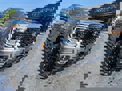 New 2025 Ford Ranger XLT w/ Equipment Group 301A High image 41