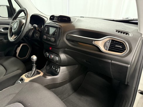 Used 2016 Jeep Renegade Sport w/ Power & Air Group image 16