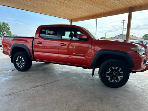 Used 2017 Toyota Tacoma TRD Off-Road image 27