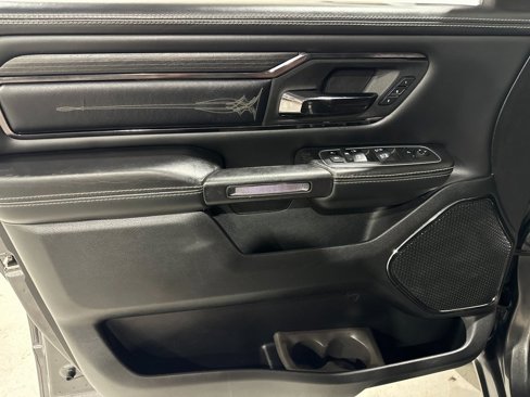 Used 2022 RAM 1500 Limited w/ Body-Colour Bumper Group image 17