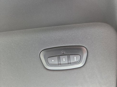 Used 2025 RAM 1500 Laramie image 44