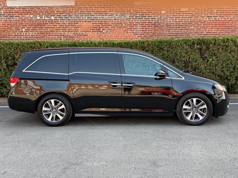 Used 2015 Honda Odyssey Touring Elite image 2