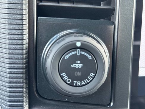 New 2025 Ford F150 Platinum w/ Equipment Group 702A High image 22