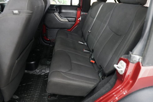 Used 2013 Jeep Wrangler Unlimited Sport image 31