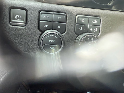 Used 2024 Chevrolet Silverado 2500 LT w/ Z71 Sport Edition image 21