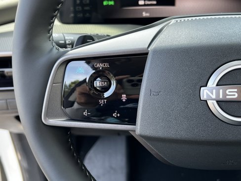 New 2025 Nissan Murano SV image 14