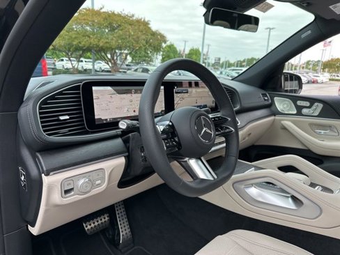 New 2026 Mercedes-Benz GLS 450 4MATIC image 19