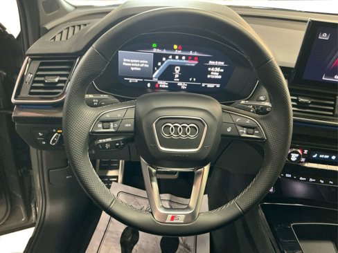 Certified 2024 Audi SQ5 Prestige image 14