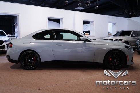 Used 2024 BMW 230i Coupe w/ Premium Package image 8
