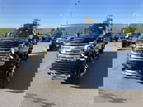 New 2026 Chevrolet Silverado 3500 High Country w/ Technology Package image 3