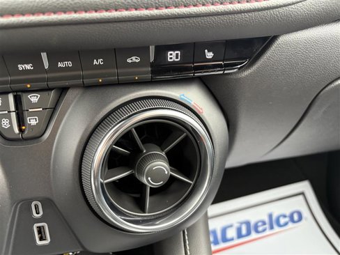 New 2025 Chevrolet Blazer LT w/ Midnight/Sport Edition image 16