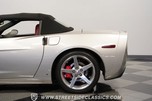 Used 2006 Chevrolet Corvette Convertible w/ Preferred Equipment Group image 24