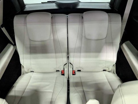 New 2026 Mercedes-Benz GLS 580 4MATIC image 23