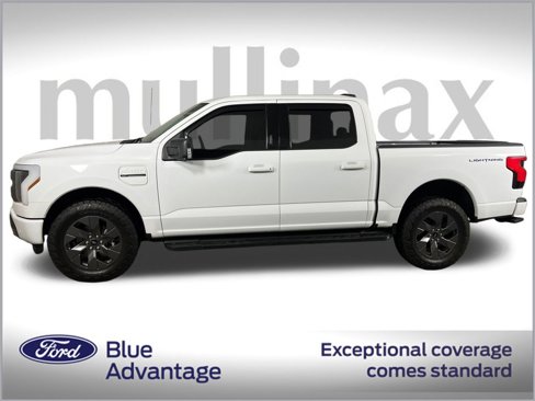 Used 2023 Ford F150 Lightning XLT image 14