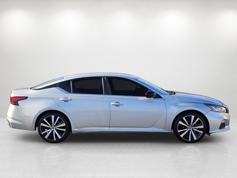Used 2021 Nissan Altima 2.5 SR image 4