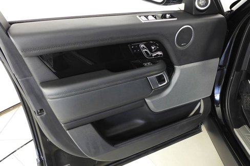 Used 2021 Land Rover Range Rover P525 Westminster Edition image 11