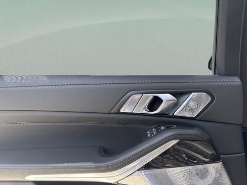 New 2026 BMW X7 M60i image 34