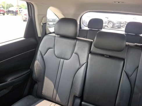 Used 2022 Kia Sorento S image 12