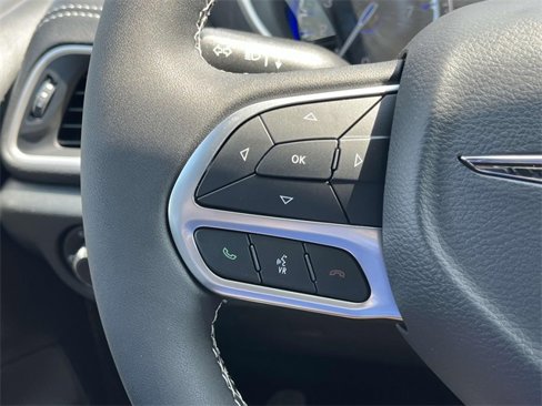 New 2025 Chrysler Pacifica Select image 20