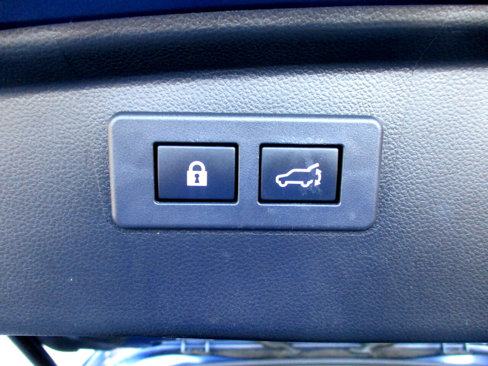 Used 2020 Subaru Outback Premium image 17