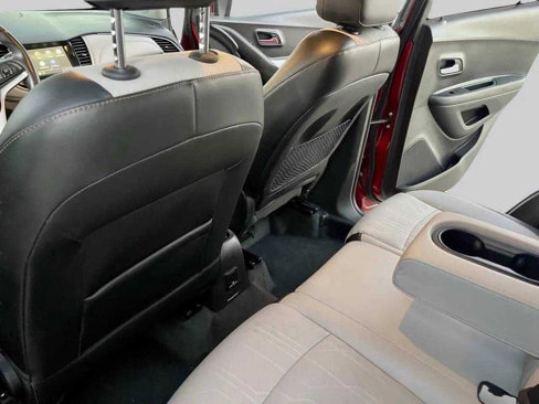 Used 2018 Chevrolet Trax LT w/ LT Convenience Package image 31