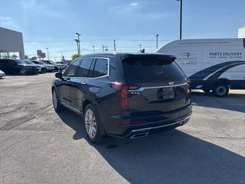 Certified 2021 Cadillac XT6 Premium Luxury image 7