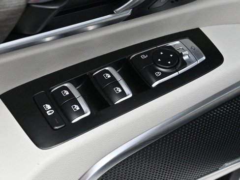 Used 2021 Kia Telluride SX w/ SX Prestige Package image 14