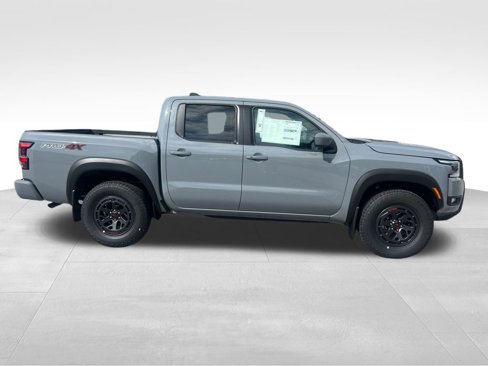 New 2025 Nissan Frontier PRO-4X w/ Pro Convenience Package image 7