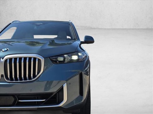 Used 2024 BMW X5 xDrive40i w/ Parking Assistance Package image 6