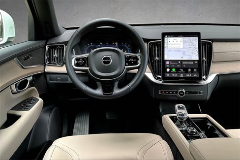 Certified 2025 Volvo XC90 B5 Core w/ Climate Package image 8