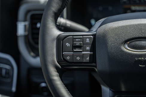 New 2025 Ford F250 Platinum image 40