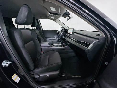 Used 2025 Mitsubishi Outlander ES image 33