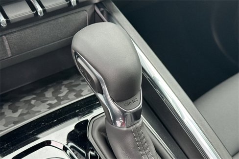 New 2025 GMC Canyon Elevation w/ Convenience Package image 24