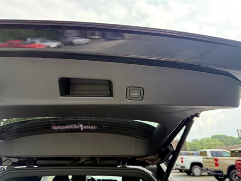 Used 2024 Chevrolet Traverse RS w/ LPO, Floor Liner Package image 33