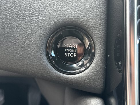 New 2026 Nissan Armada SL image 13