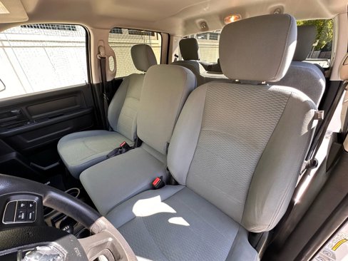 Used 2018 RAM 2500 Tradesman w/ Chrome Appearance Group image 10