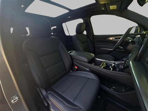 New 2026 Chevrolet Traverse LT w/ Sun and Wheel Package image 16