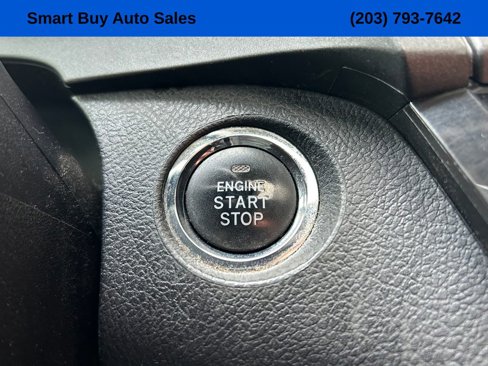 Used 2019 Toyota Sienna SE image 30