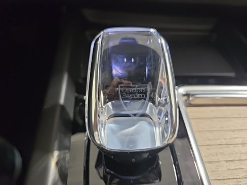 New 2026 Volvo XC60 B5 Plus w/ Climate Package image 16