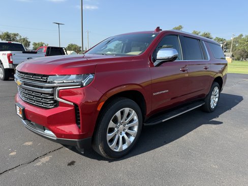 Used 2022 Chevrolet Suburban Premier image 1